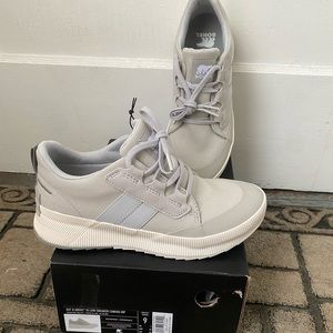 Sorel Women's Out N About III low sneaker 9